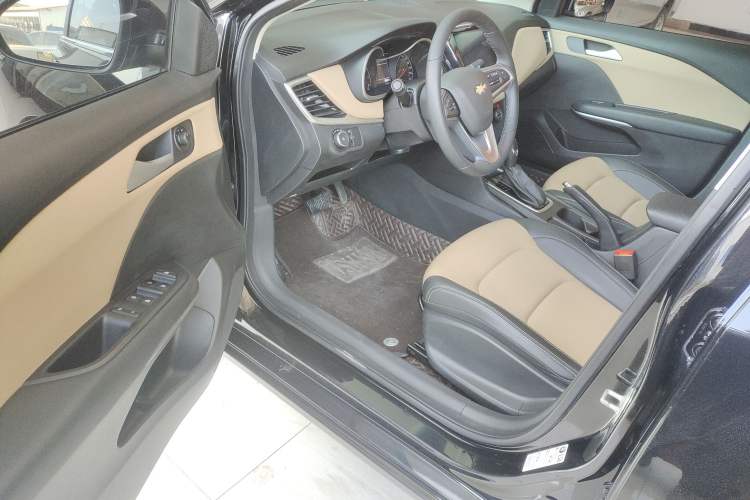 Used Chevrolet Monza 2022 320 Automatic Enjoyment Sunroof Version