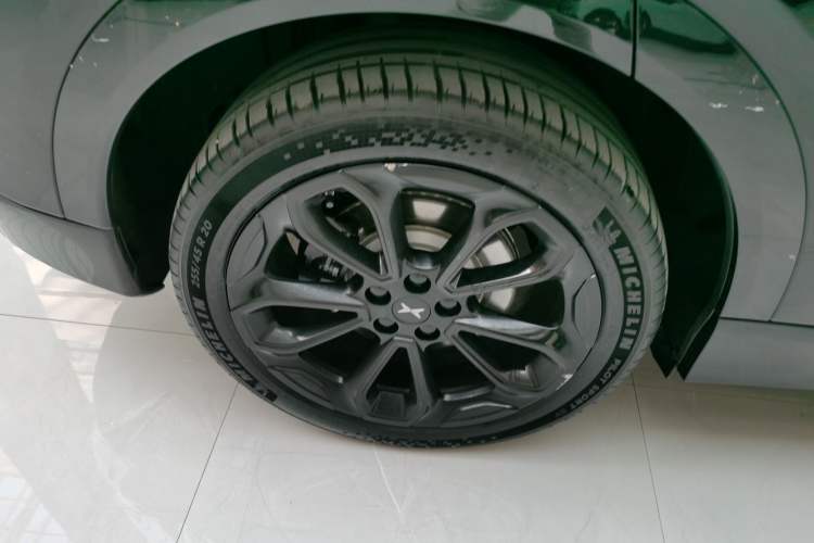 Used XPeng G6 2025 625 Long-Range Max Flagship Edition
