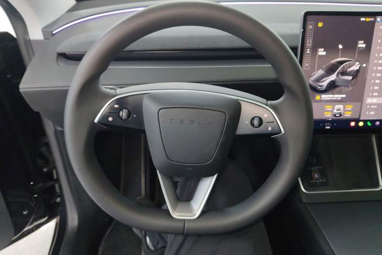 Used Tesla Model Y 2025 Rear-Wheel Drive First Edition
