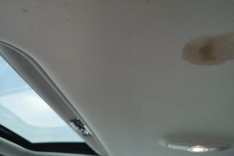 Used Ford Focus 2012 Hatchback 1.6L Manual Fashion Edition
