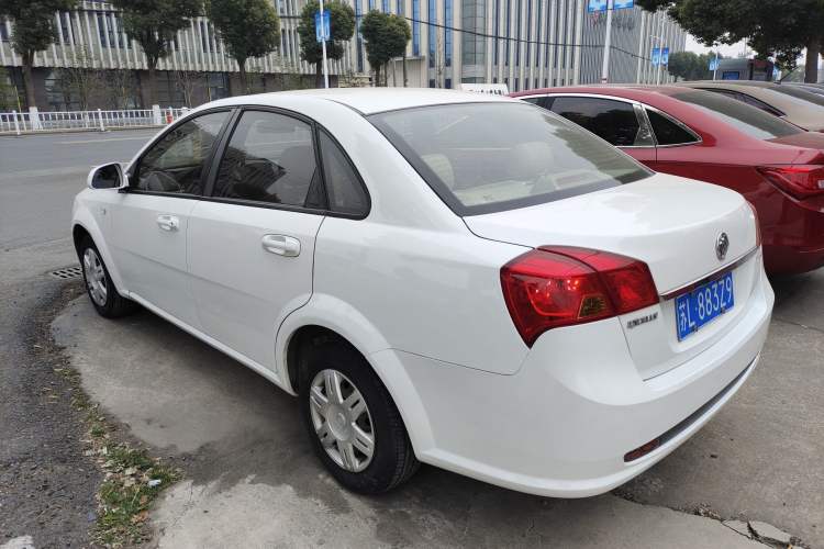 Used Buick Excelle 2013 1.5L Automatic Classic Model
