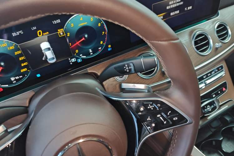 Used Mercedes-Benz E-Class 2023 E 260 L
