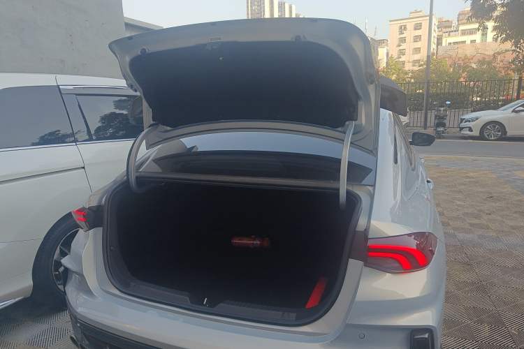 Used GAC Trumpchi EMPOW 2024 270T DCT Yingbao R-Style Edition
