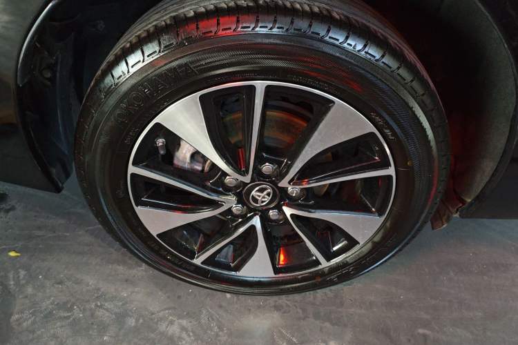 Used Toyota Levin 2017 Revised 185T CVT Leading Edition China V Standard
