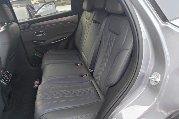 Used BYD Song L DM-i 2025 Intelligent Driving Version 112 km Beyond-Range Type
