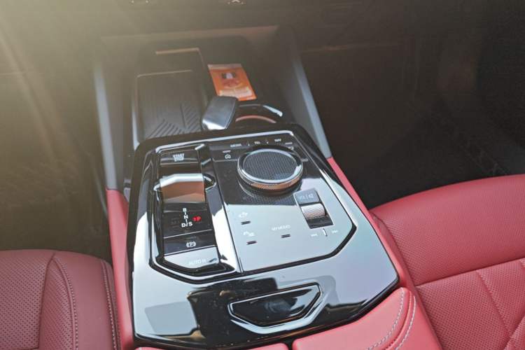 Used BMW 5 Series 2024 525Li Luxury Package
