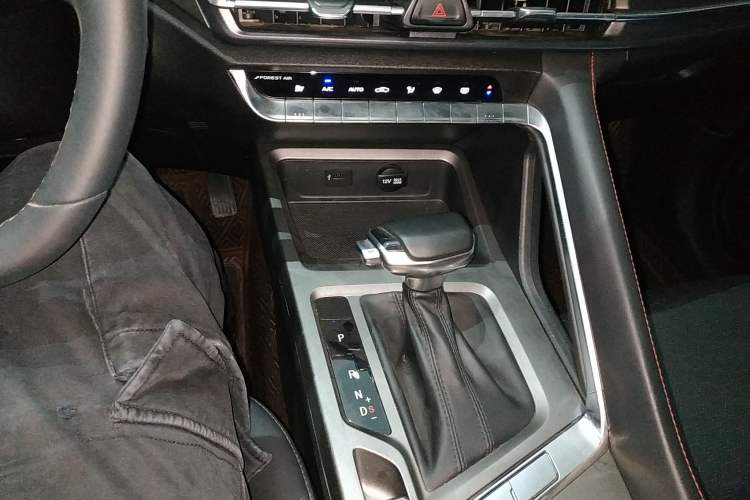 Used Changan CS35PLUS 2021 Blue Whale NE 1.4T DCT Luxury Model
