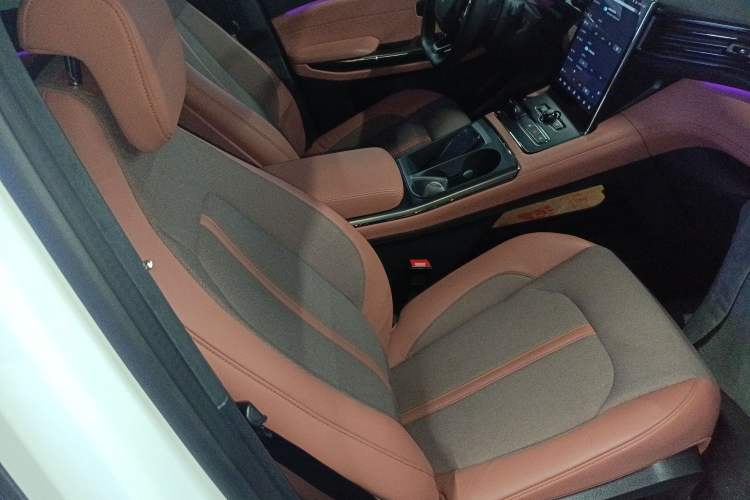 Used Nio EC6 2022 75 kWh Sport Edition
