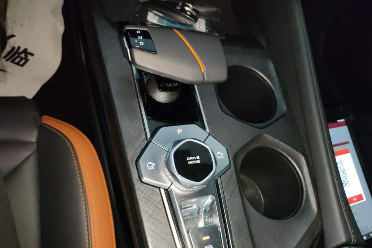 Used Changan UNI-V 2023 1.5T Prestige Model
