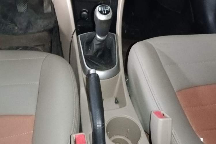 Used Hyundai Verna 2014 1.4L Manual Smart GLS Trim