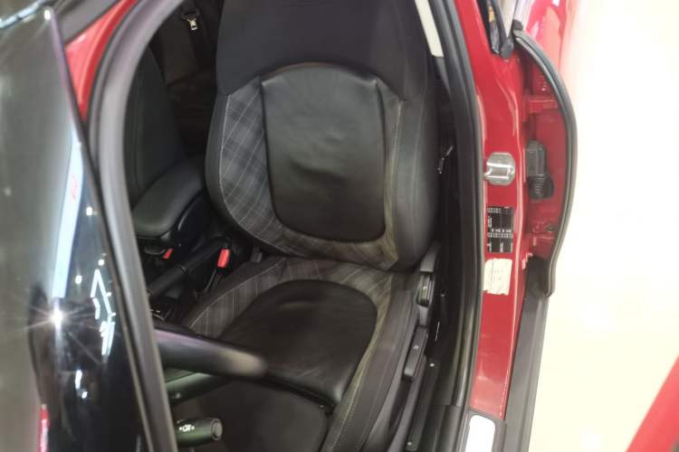 Used MINI MINI 2016 1.5T COOPER Five-Door Edition
