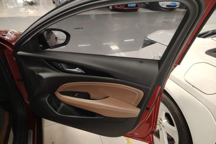 Used Buick Regal 2017 20T Luxury Model
