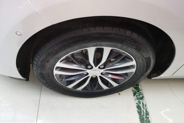 Used Buick GL8 2021 ES Land Cruiser 653T Luxury Edition
