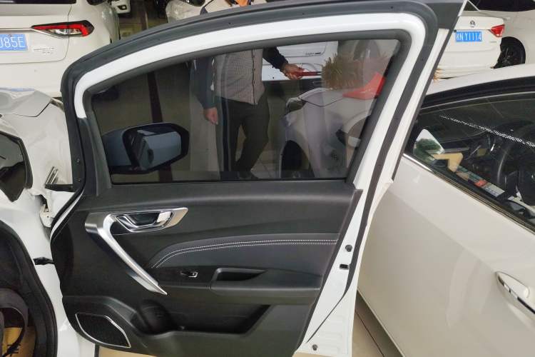 Used Geely Auto Vision X3 2019 Upgraded Model 1.5L CVT Elite Version
