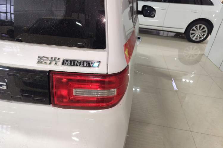 Used Wuling Hongguang MINIEV 2020 Lite Version Lithium Iron Phosphate
