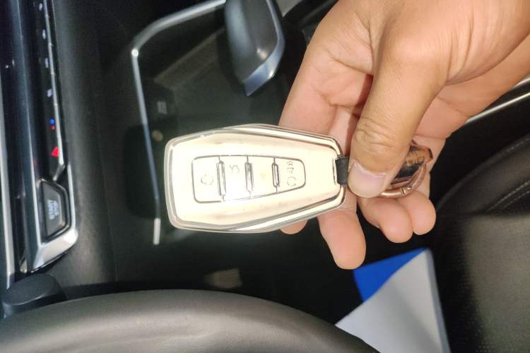 Used Geely Auto Emgrand 2023 4th Generation Champion Edition 1.5L CVT Luxury Model
