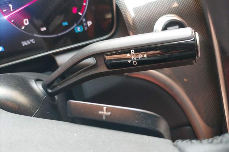 Used Mercedes-Benz GLC 2023 Facelift GLC 260 L 4MATIC Dynamic Version 5 Seats
