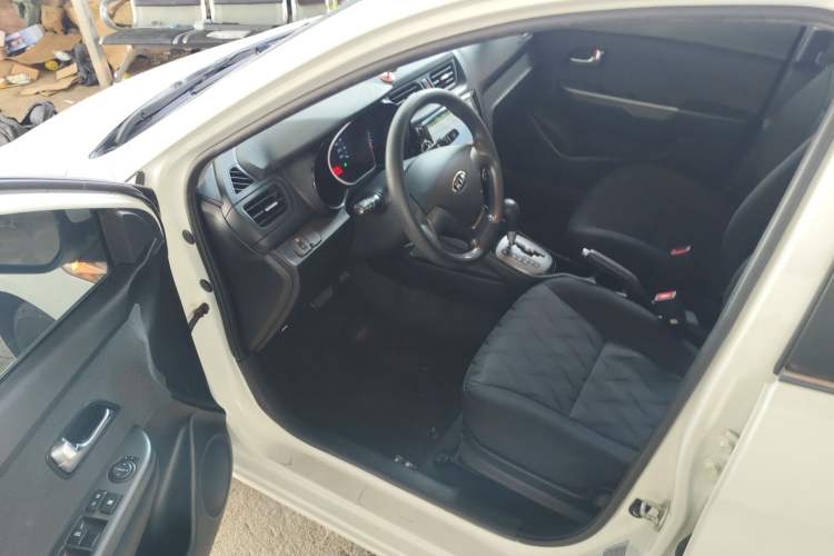 Used Kia K2 2015 Sedan 1.4L Automatic GLS
