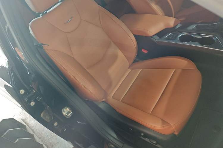 Used Cadillac CT4 2021 28T Luxury Version
