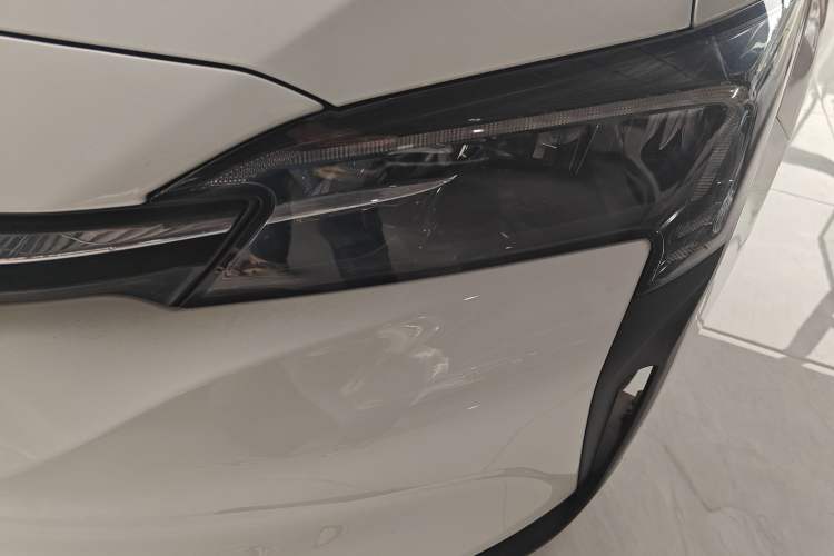 Used Buick Velite 6 2023 Revised Version 430 km Range – Commuter Edition