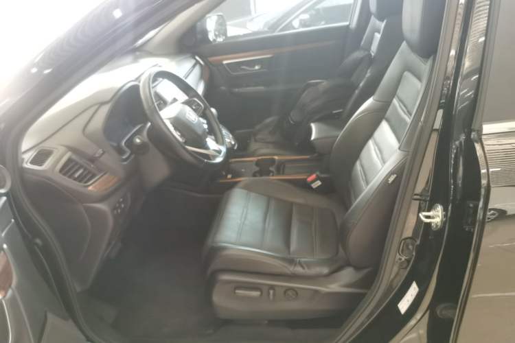 Used Honda CR-V 2021 240TURBO CVT 2WD Fashion Edition
