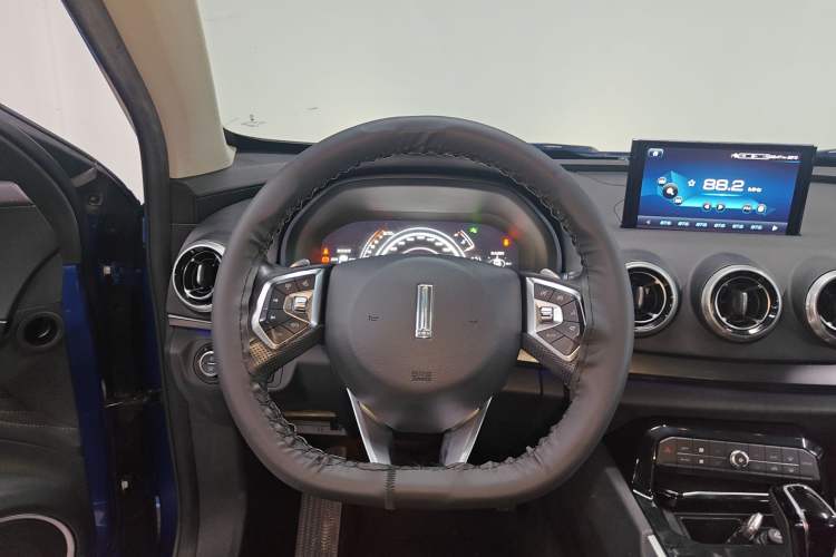 Used Wey VV7 2017 2.0T Ultra-Luxury Version
