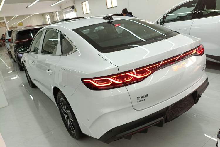 Used BYD Qin L 2025 DM-i Smart Drive 120KM Superior Model
