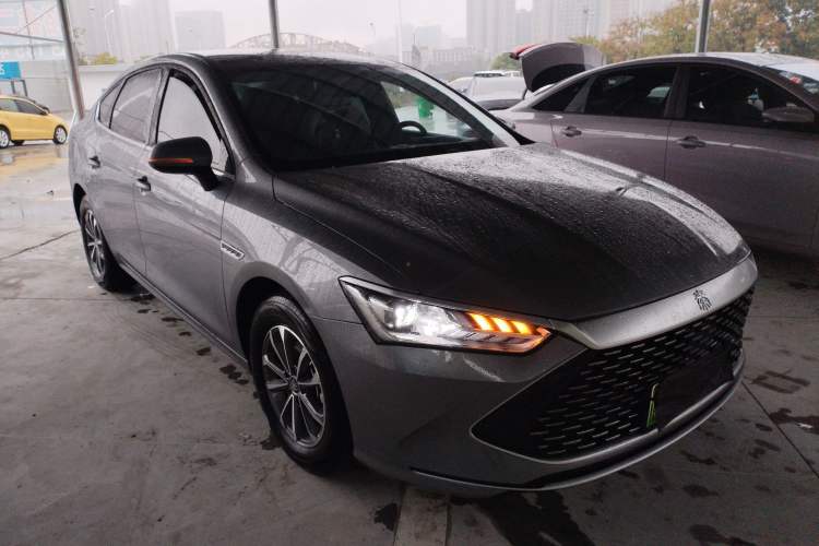 Used BYD Qin PLUS 2024 HONOR Edition DM-i 55KM Leading Model
