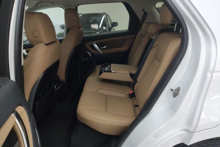 Used Land Rover Discovery Sport 2025 249 PS Performance Tech Edition
