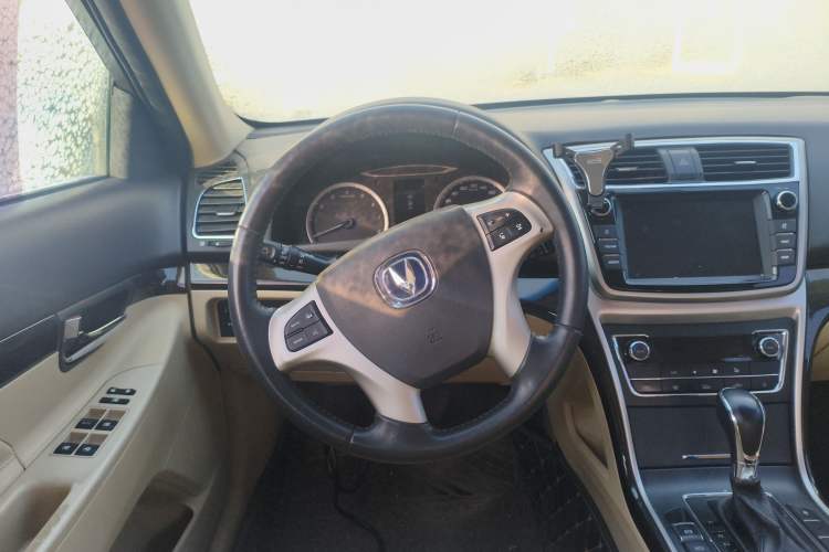 Used Changan Raeton 2016 1.8T Automatic Smart Enjoyment Deluxe Model