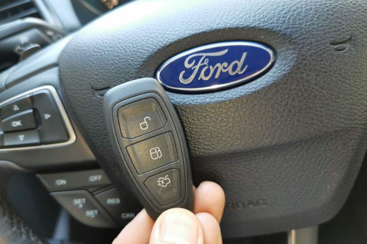 Used Ford Kuga 2017 EcoBoost 180 Two-Wheel-Drive Luxury Wing Edition