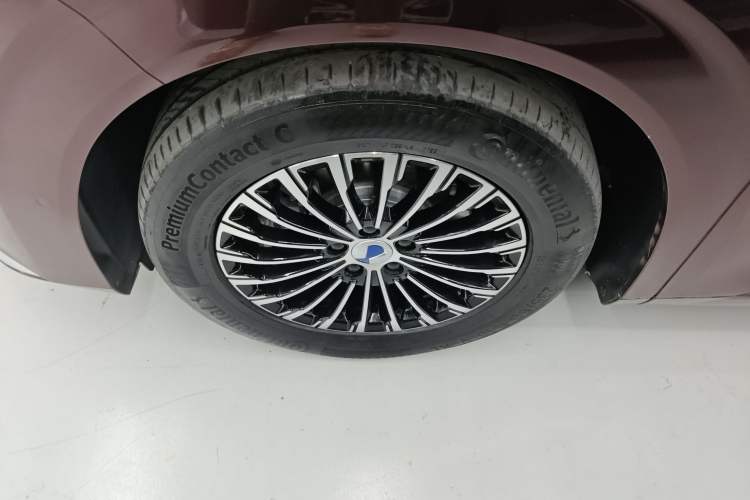 Used Denza D9 2022 DM-i 970 Four-Wheel Drive Flagship Model