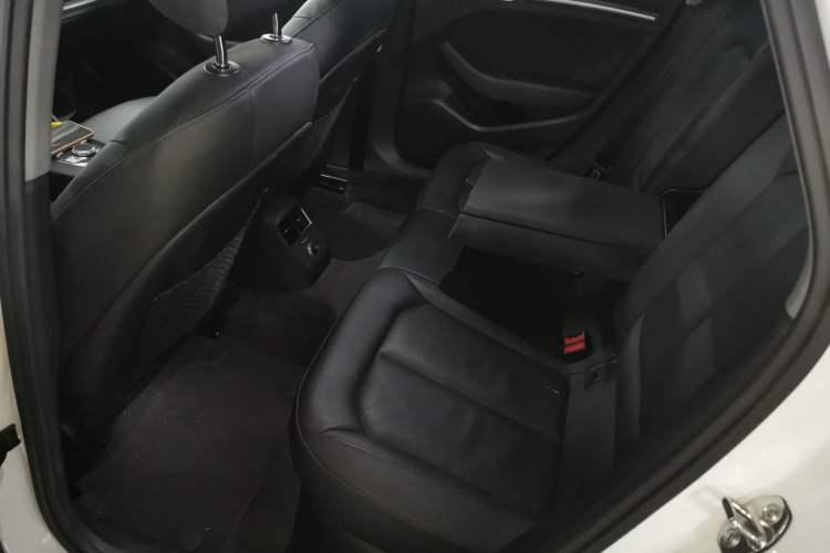 Used Audi A3 2019 Limousine 35 TFSI Style Edition China VI Emission Standard
