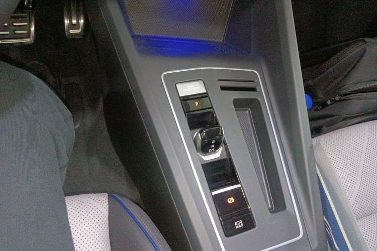 Used Volkswagen Golf 2025 300TSI R-Line