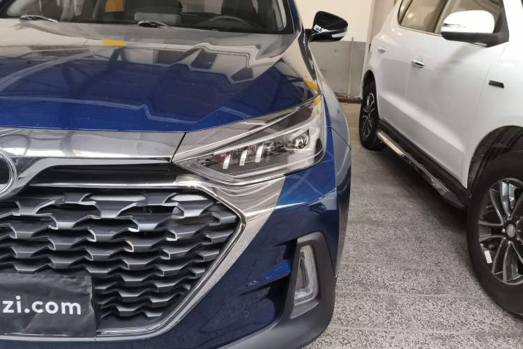 Used BAIC Beijing X5 2018 1.5T CVT Elite Version National V
