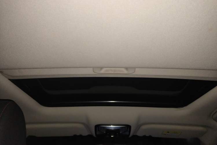 Used Changan CS55 2017 1.5T Manual Colorful Edition