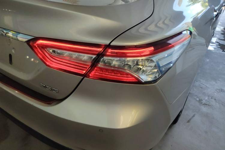 Used Toyota Camry 2018 2.5G Luxury Edition
