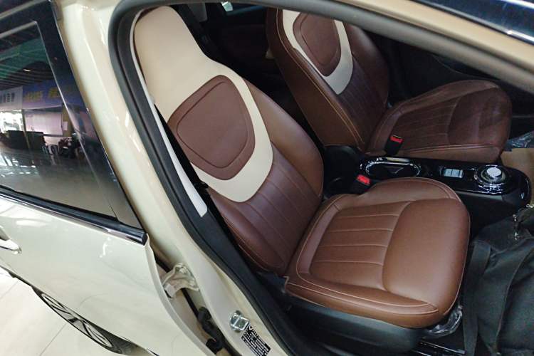 Used Wuling Bingo 2023 410 km Lingxi Deluxe Edition
