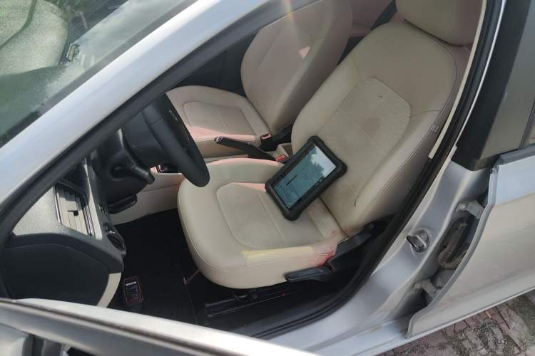 Used Skoda Rapid 2013 1.6L Manual Smart Selection Model
