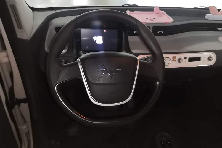 Used Wuling Hongguang MINIEV 2022 Macaron Premium Model – Lithium Iron Phosphate