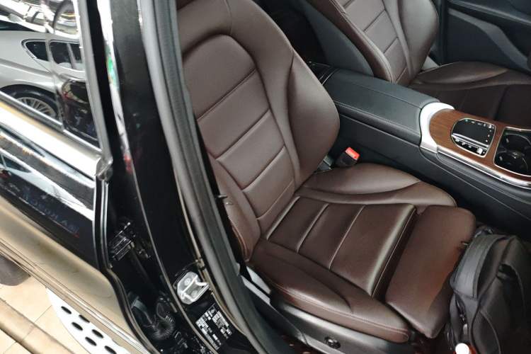 Used Mercedes-Benz GLC 2022 GLC 300 L 4MATIC Dynamic Model
