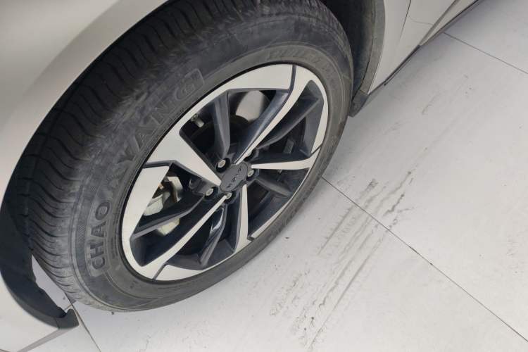 Used AION Y 2023 Plus 510 Smart Edition