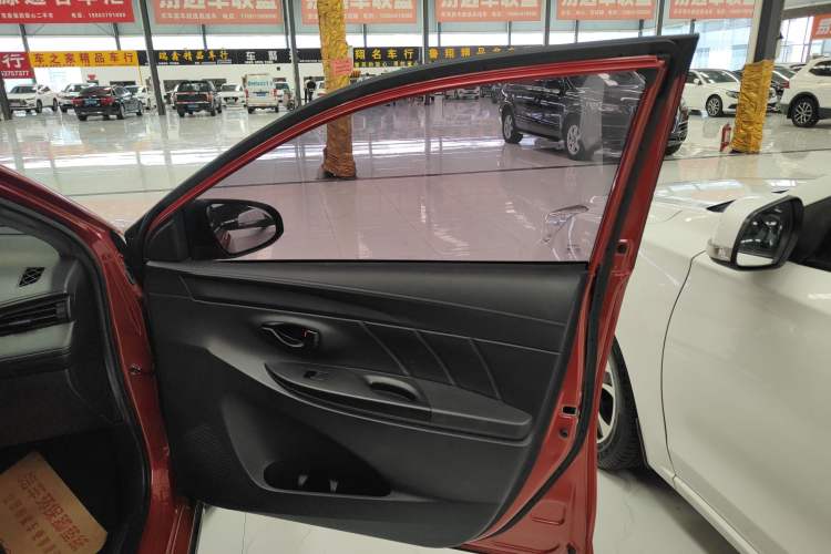 Used Toyota YARiS L 2021 X-Trail 1.5L CVT Leading Edition
