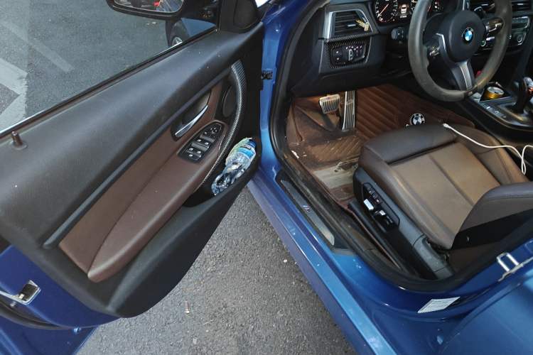 Used BMW 3 Series 2018 320Li Leading Model M Sport Package
