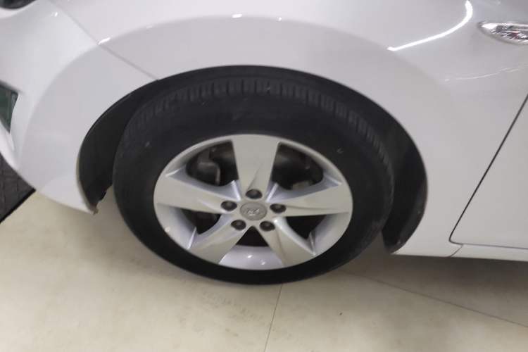 Used Hyundai Elantra 2012 1.6L Manual Fashion Edition
