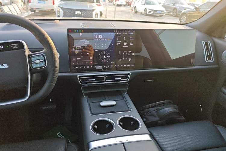 Used Li Auto L9 2024 Ultra Model
