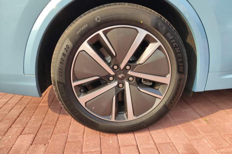 Used Li Auto L8 2024 Max
