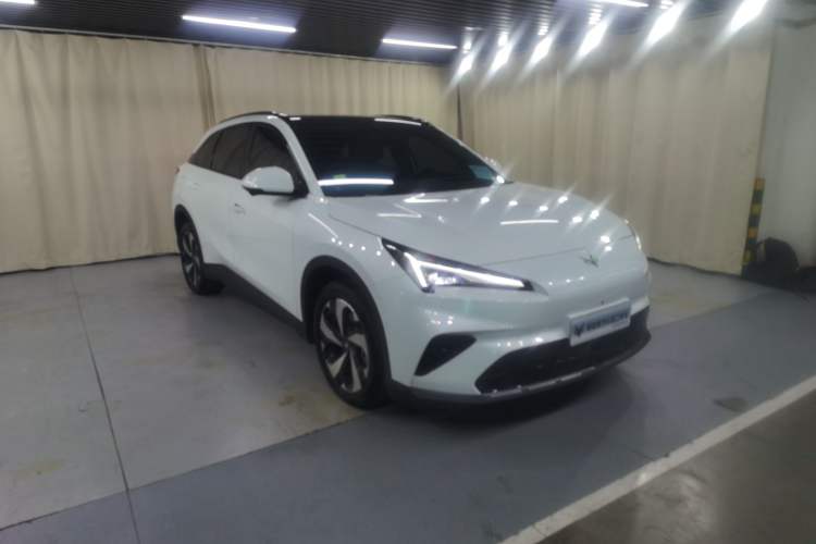 Used ARCFOX Alpha T5 2026 Model Range-Extended 1215 Yuanjing Smart Driving Version