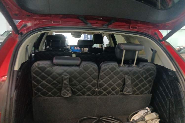 Used BYD Tang New Energy 2018 DM 2.0T All-Wheel Drive Smart Connectivity Luxury Model 7 Seats China V Emission Standard
