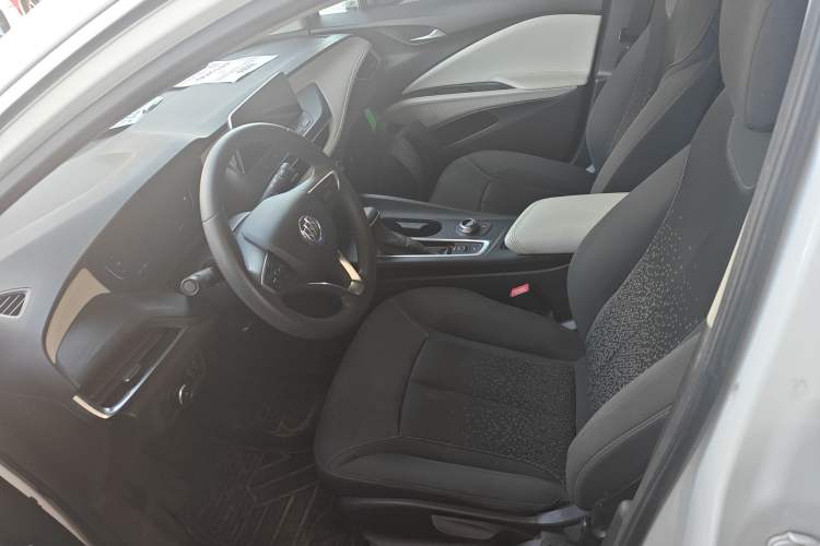 Used Buick Velite 6 2020 Plug-in Hybrid Connected Fashion Model

